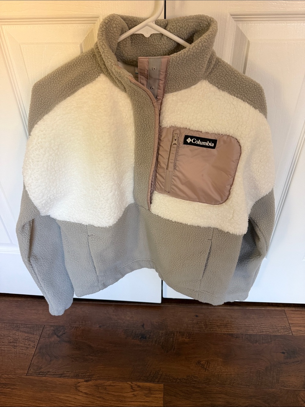 Columbia Colorblock Sherpa Pullover - Cream & Taupe